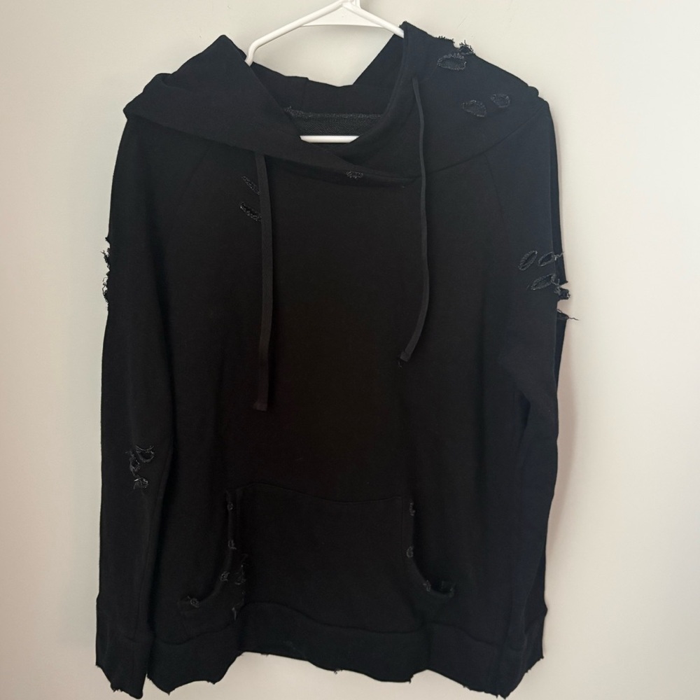 Women’s Black Distressed Chelsea Deboer Hoodie Size Medium